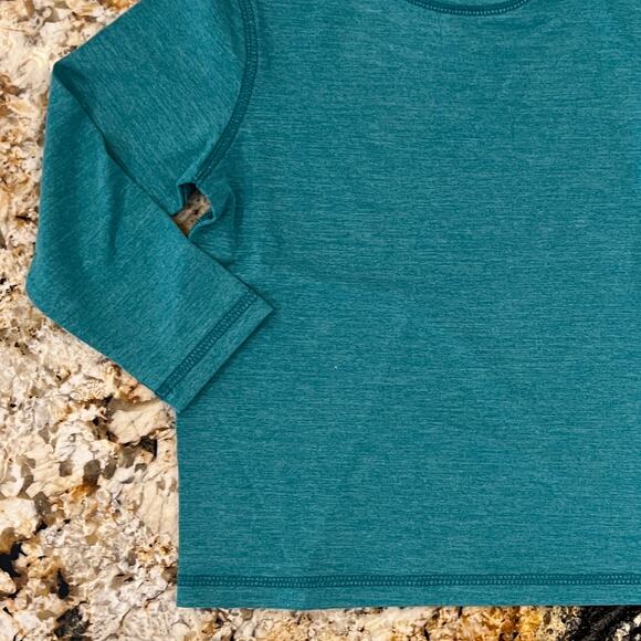 NWT J. Crew Boys' Teal Green Long Sleeve Performance Tee - Size 2 - Picture 5 of 7